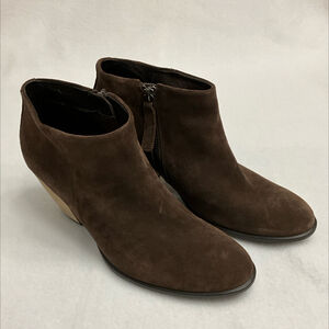 ECOO SUEDE ANKLE BOOTIES-40